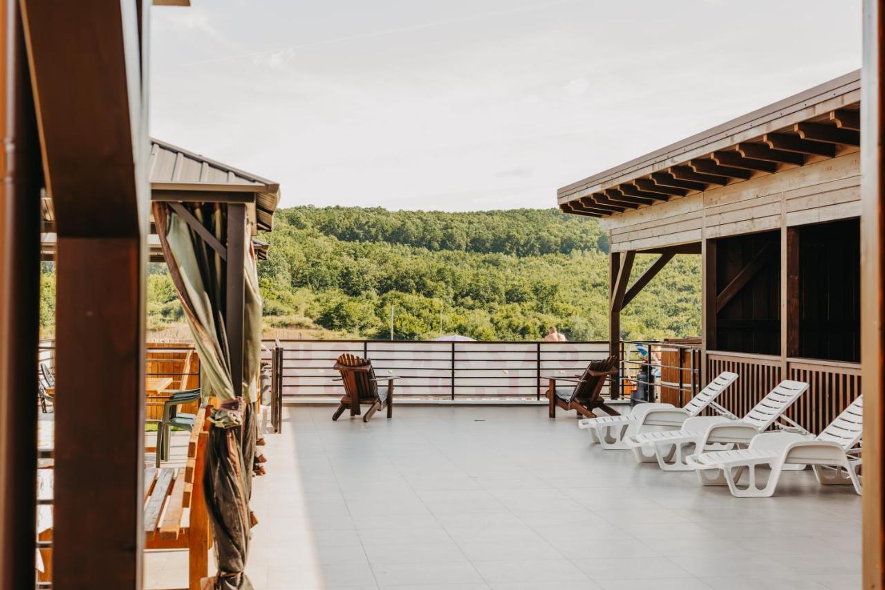 Cabana Suzanne Baile Figa Villa Agrişul de Sus Buitenkant foto