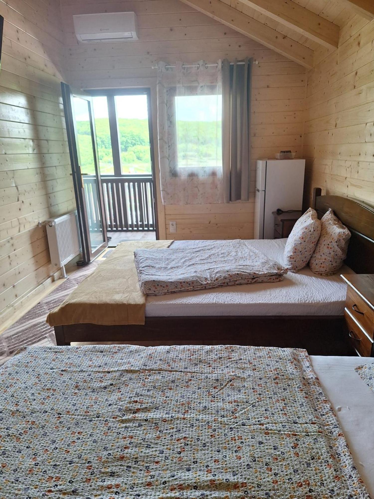 Cabana Suzanne Baile Figa Villa Agrişul de Sus Buitenkant foto